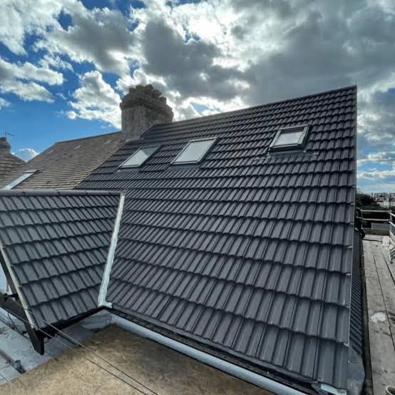 Roof replacement in Sennen